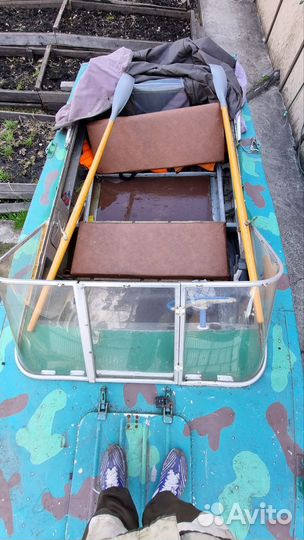 Продам лодку с мотором
