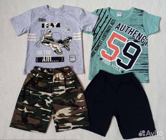 Два новых костюма 104 см(цена за оба)