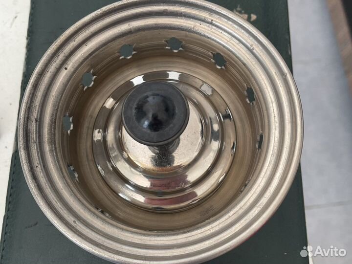 Конфорка и тушилка новые на самовар комлект 65 мм