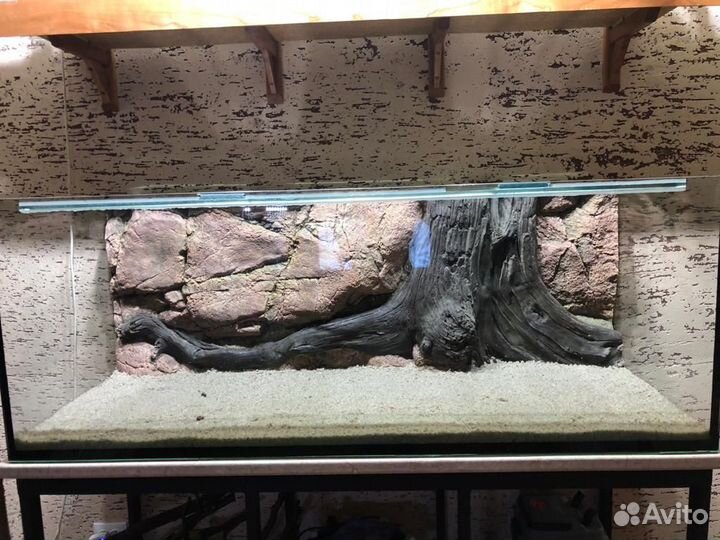 Продается аквариум 600л