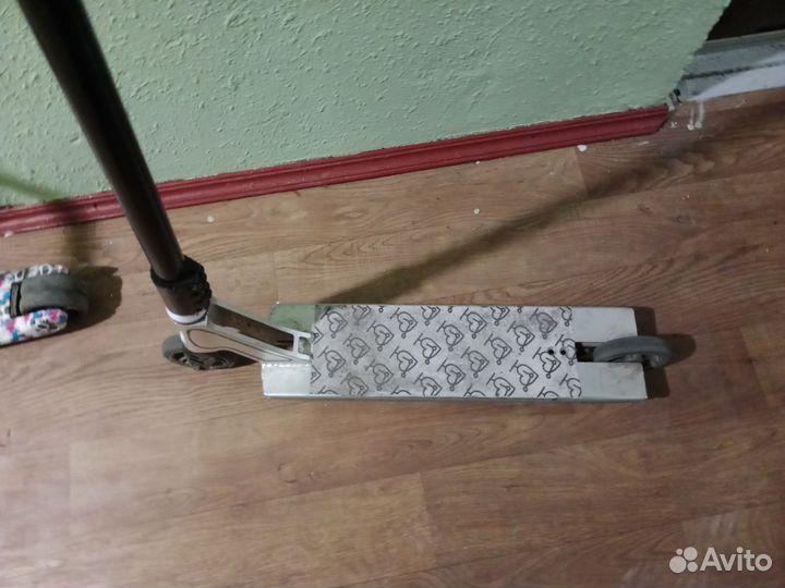 Трюковой самокат кастом стрит