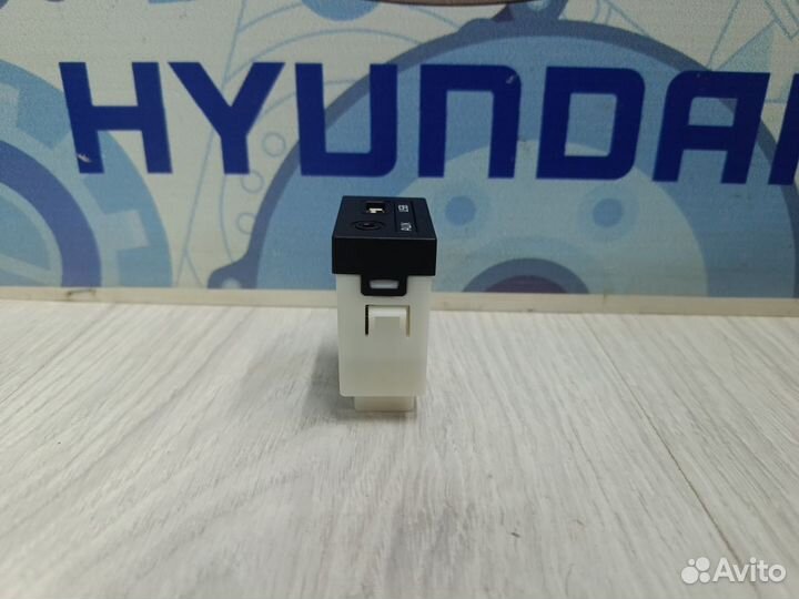 AUX USB разъем hyundai solaris