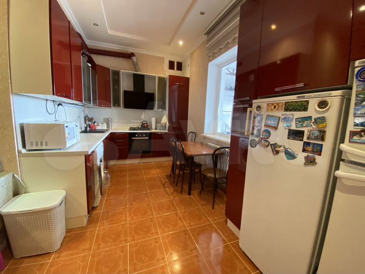 Дом 259 м² на участке 7 сот.