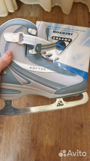 Коньки женские