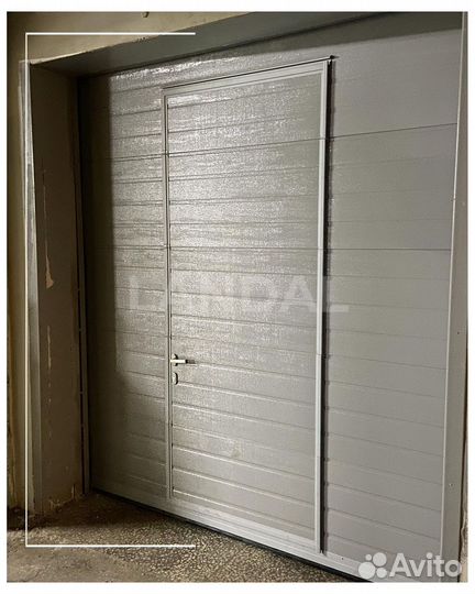 Гаражные секционные ворота