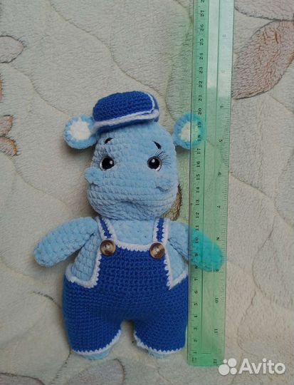 Игрушка для детей. Вязаный бегемотик