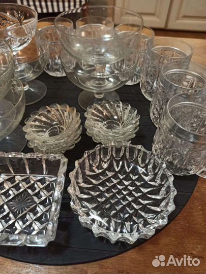 Бокалы, фужеры, рюмки