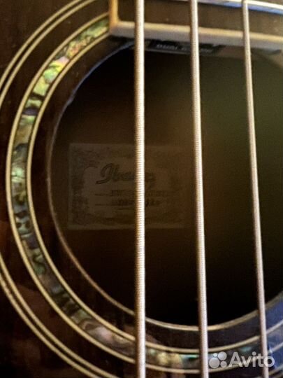 Акустическая бас гитара