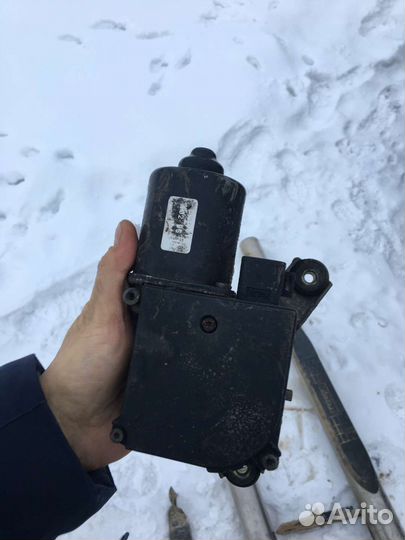 Мотор стеклоочистителя Chevrolet blazer