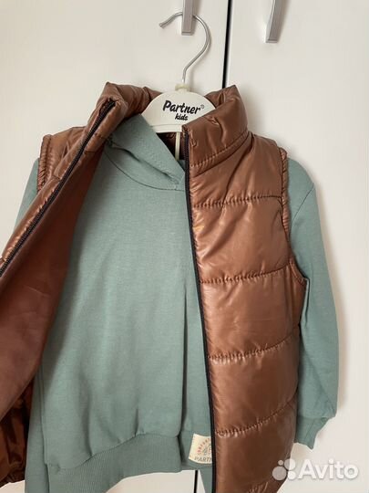 Костюм тройка