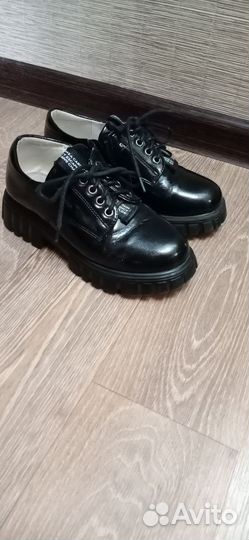 Ботинки для девочки