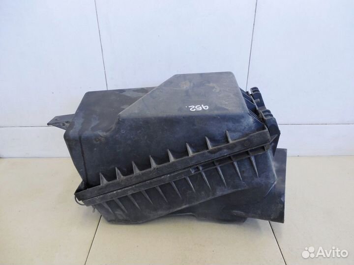 Корпус воздушного фильтра Avensis I 1997-2003
