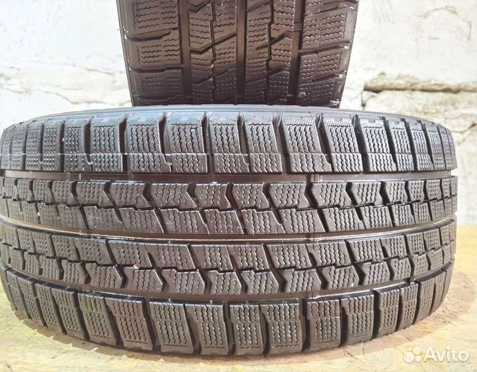 Goodyear Ice Navi Zea II 215/45 R17 87Q