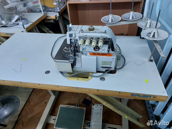 Швейные машины- плоскошовка, оверлок, прямострочка