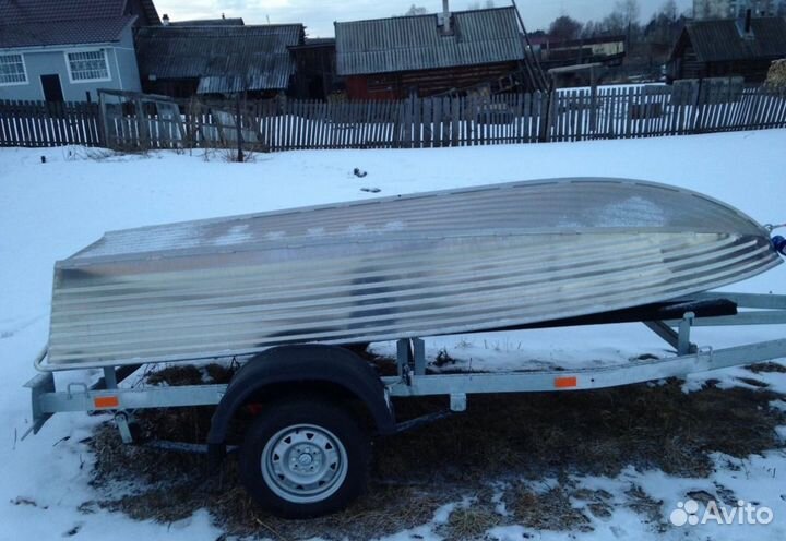 Продам лодочный мотор honda bf 10, прицеп и лодку