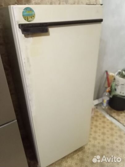 Холодильник бу Чинар