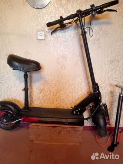 Продам Самокат куго м4про