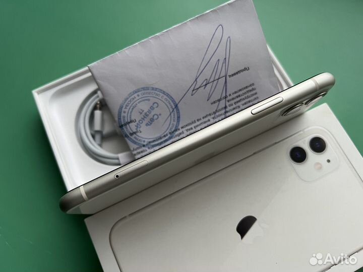 iPhone 11, 128 ГБ