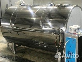 Танк охладитель молока закрытого типа 1000л г694