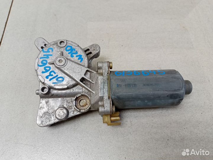 Моторчик переднего правого стеклоподъемника