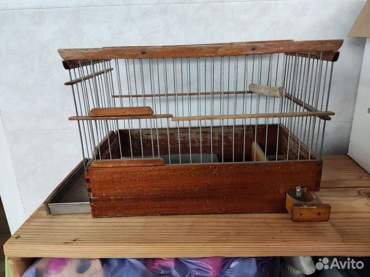 Клетка для птиц из дерева
