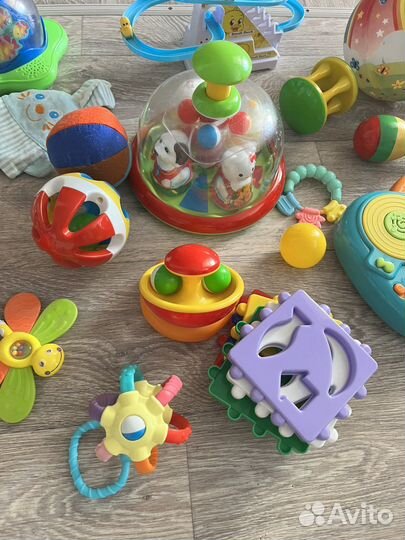 Игрушки для малыша