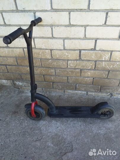 Дертовый самокат Oxelo