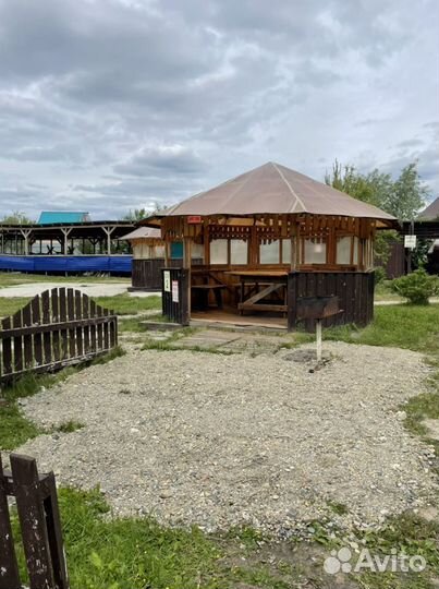 Аренда беседки на берегу озера