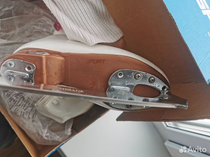 Фигурные коньки risport 225