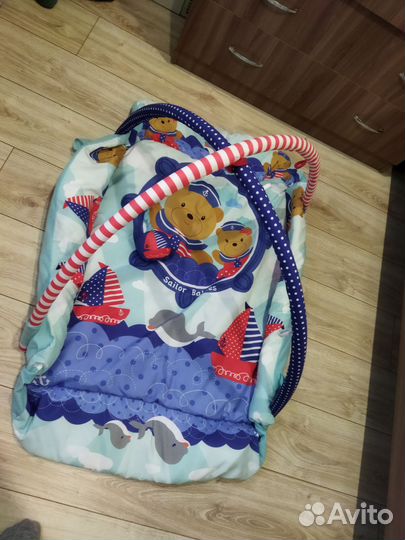 Развивающийся коврик