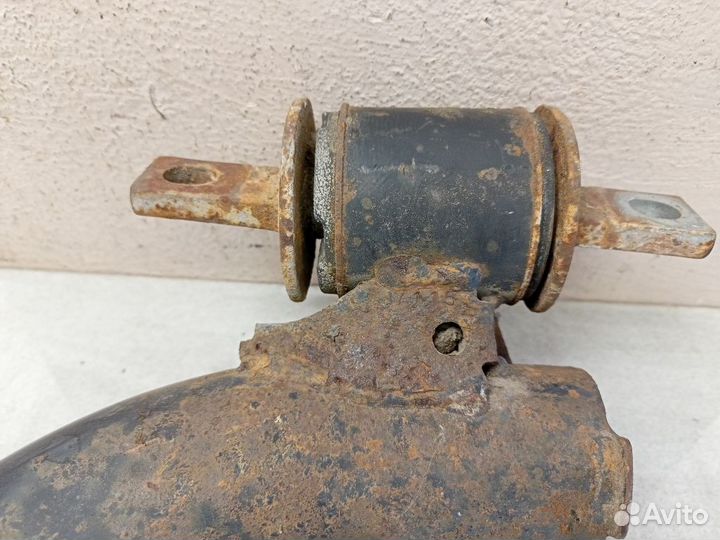 Рычаг задний правый Хонда