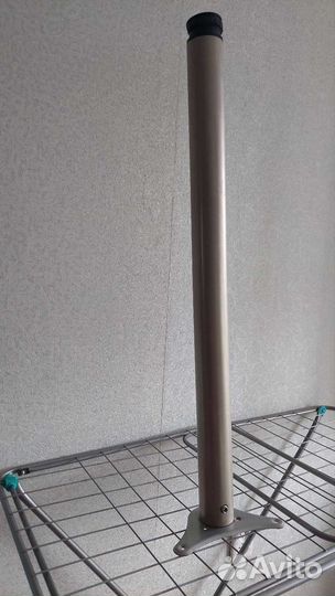 Подставка для барной стойки и полка