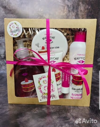 Женские подарочные наборы