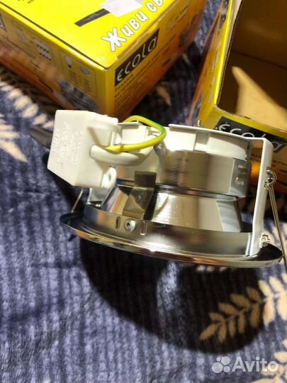 Светильник потолочный