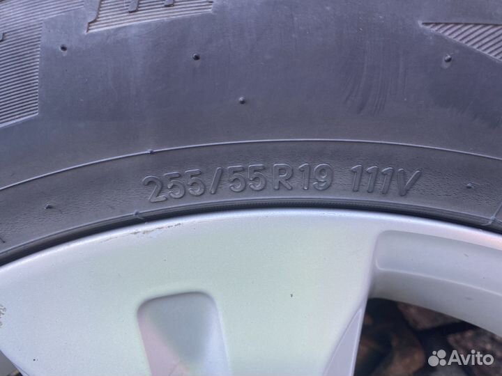 Toyo Proxes ST III 255/55 R19
