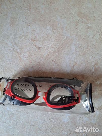 Очки для плавания Atemi Junior