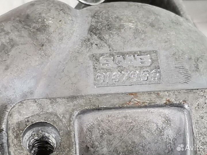 Корпус термостата Saab 9-5 1999 55557322