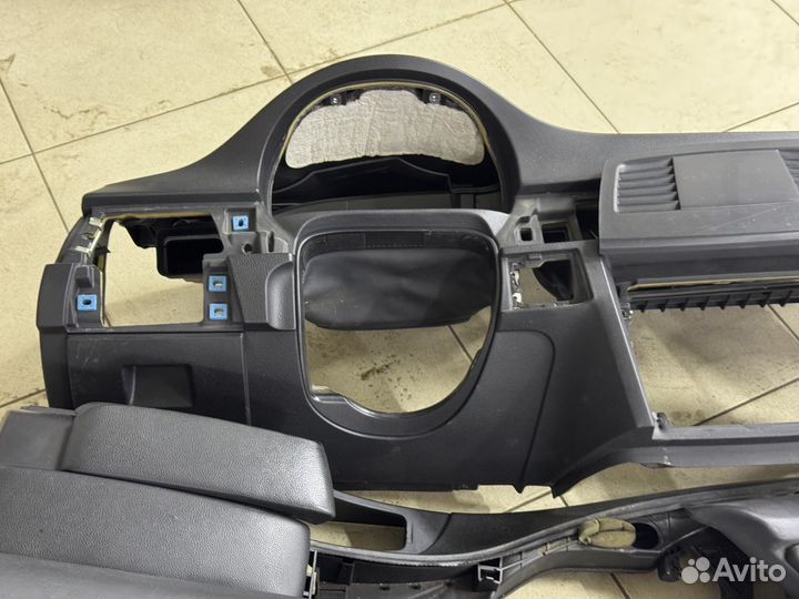 Приборная панель BMW e90