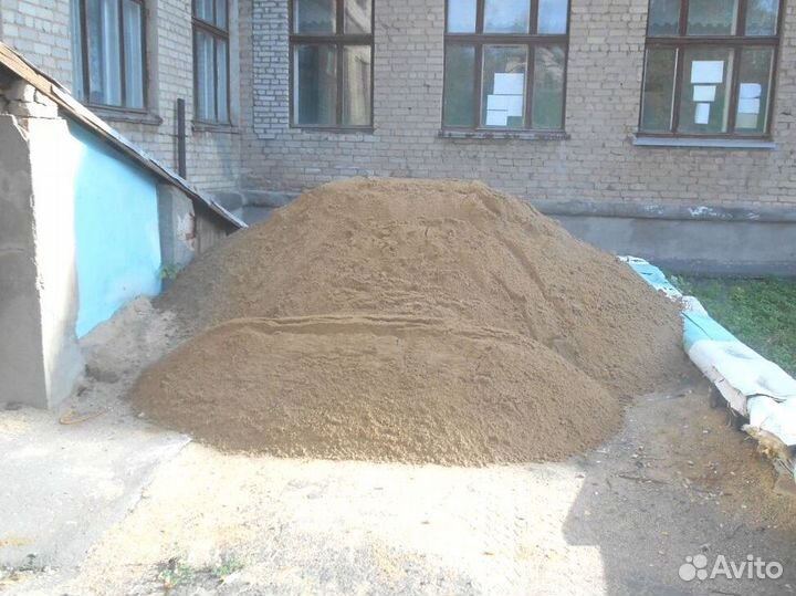 Песок с карьера