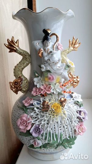 Фарфоровая ваза Китайская