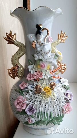Фарфоровая ваза Китайская