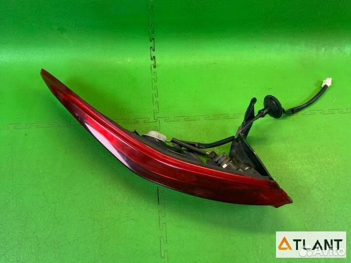 Стоп-сигнал задний левый toyota harrier