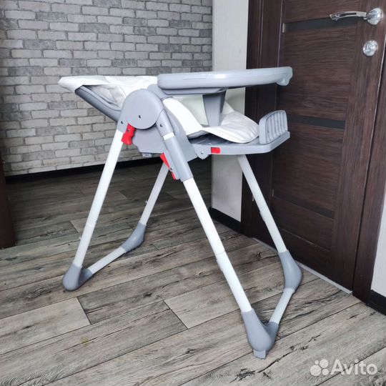 Стульчик для кормления Geburt. Идеальное состояние