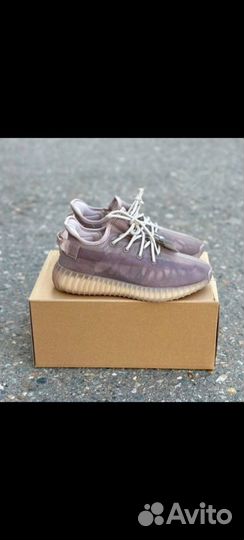 Кроссовки женские Adidas yeezy boost