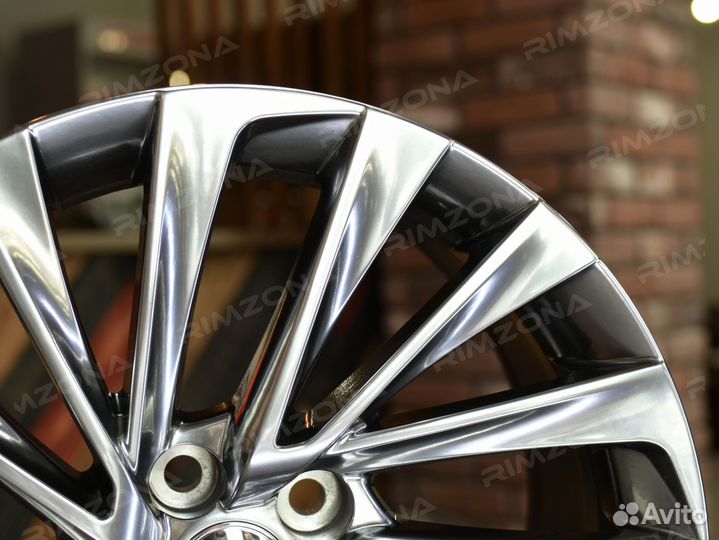 Литые диски ES R18 для Lexus