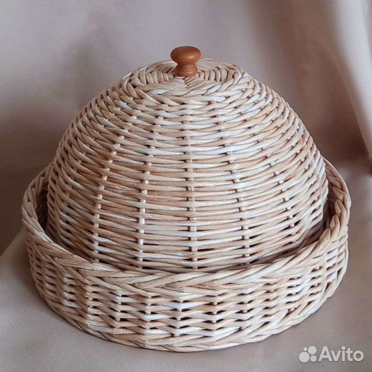 Хлебница-клош