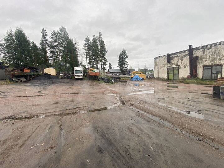 Гараж, > 30 м²