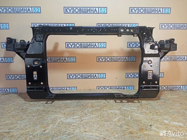 Панель передняя Hyundai Tucson (10-15г) iX35