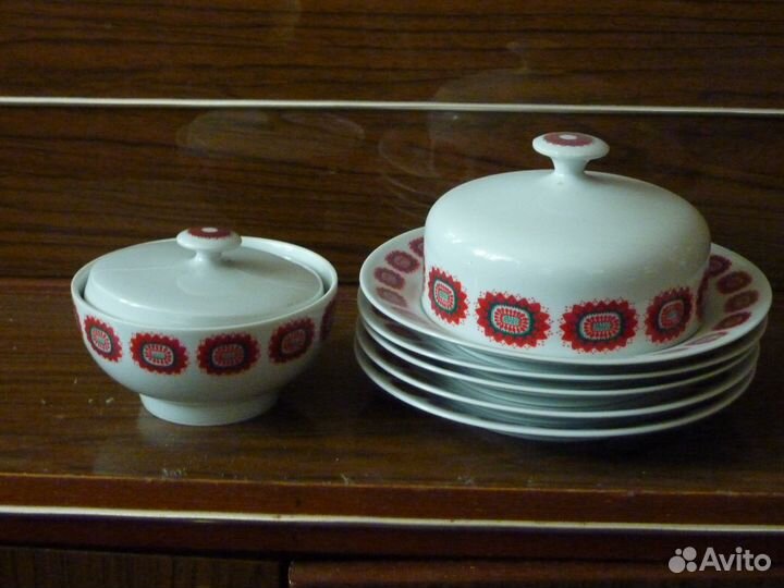 Сервиз столово-чайный