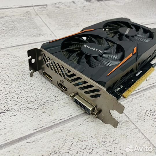 GTX 1050 TI 4GB gigabyte 2 штуки